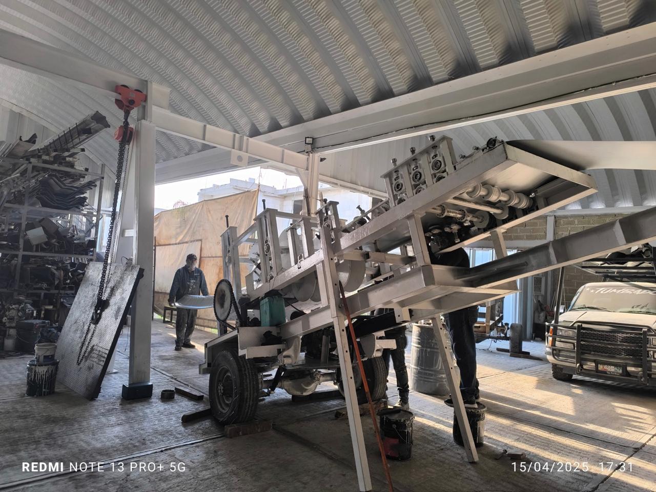 Máquina roladora fabricada por Estrumex