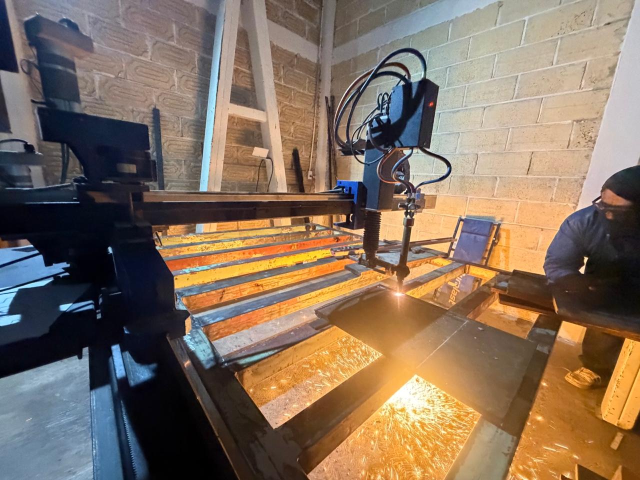 Proceso de oxicorte de placa de acero